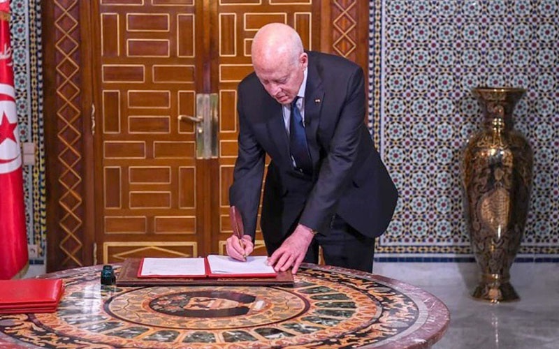 رغم التشكيك في جدواه والمبالغ المتوقعة .. الرئاسة تنتظر مئات المليارات من الصلح الجزائي؟؟